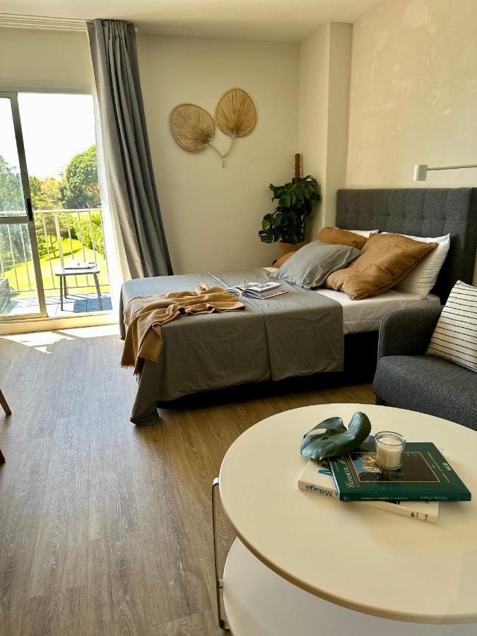 Minerva Estudio Suite La Biznaga , Beach And Pool Benalmádena Eksteriør billede